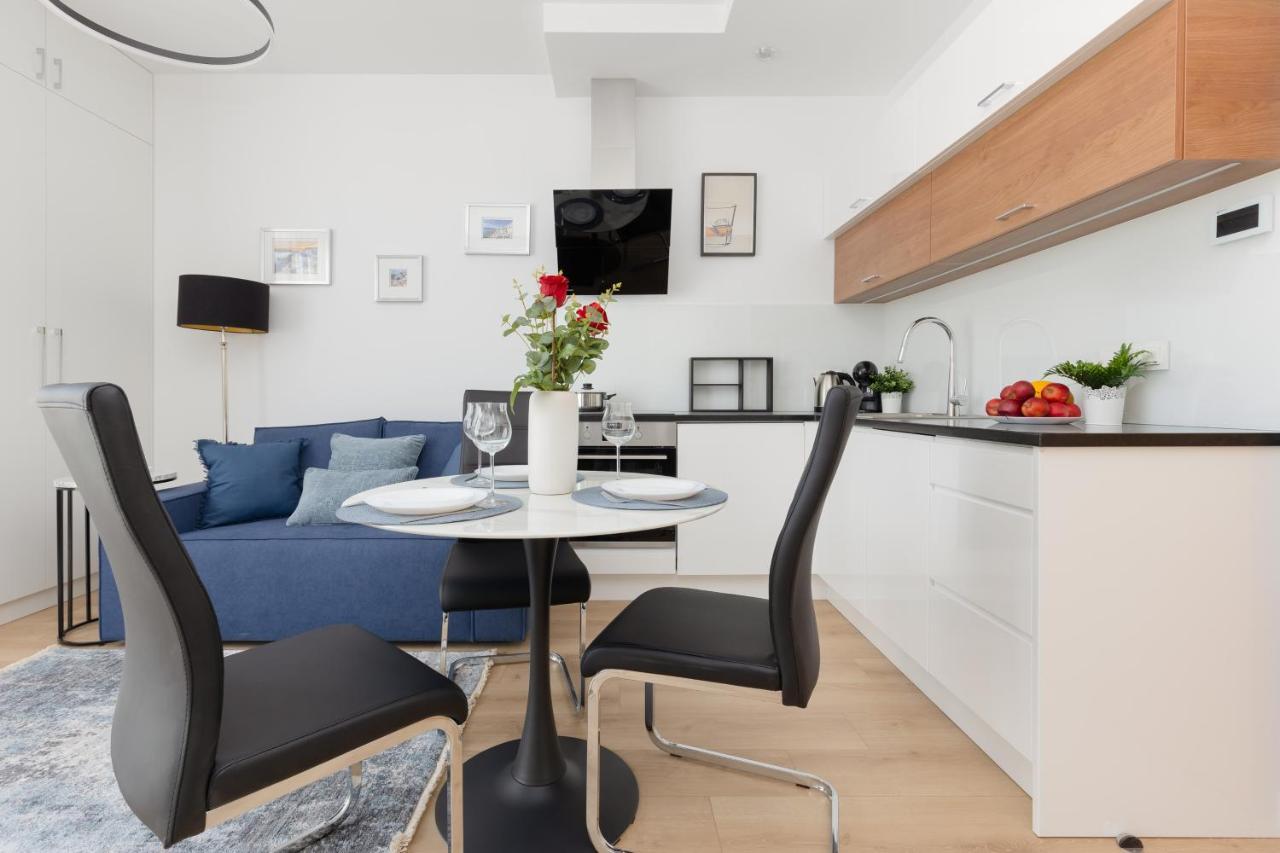 Warszawa Srodmiescie Bonifraterska Apartments By Noclegi Renters Extérieur photo